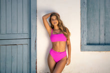 Load image into Gallery viewer, Image 05: Rio De Sol Set Set St-Tpz-Pink Reto Hotpant-High