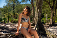 Load image into Gallery viewer, Image 05: Rio De Sol Set Set Wild-Black Balconet-Anna Nice