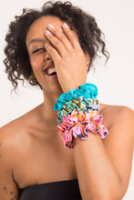 Load image into Gallery viewer, Image 02: Rio De Sol Hair Accessory Morumbi Scrunchie