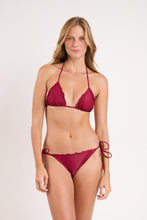 Load image into Gallery viewer, Model Front: Rio De Sol Set Set Touch-Carmim Frufru