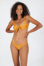 Load image into Gallery viewer, Model Front: Rio De Sol Bottom Bottom Damasco Essential