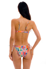 Load image into Gallery viewer, Model Back: Rio De Sol Top Top Frutti Mila