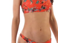 Load and play video in Gallery viewer, Video: Rio De Sol Top Top Wildflowers Bra-Sport