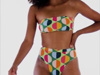 Load and play video in Gallery viewer, Video: Rio De Sol Top Top Garden-City Bandeau-Reto