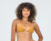 Load image into Gallery viewer, Model Front: Rio De Sol Top Top Damasco Tri-Inv