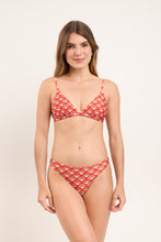 Load image into Gallery viewer, Model Front: Rio De Sol Top Top Floral-Scales Tri-Fixo