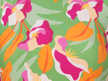 Load image into Gallery viewer, Image 05: Rio De Sol Top Top Green-Bloom Rash-Guard
