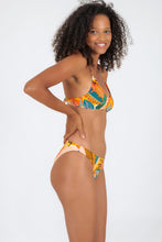 Load image into Gallery viewer, Image 04: Rio De Sol Set Set El-Arco Bralette Essential-Comfy

