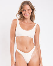 Load image into Gallery viewer, Gallery: Rio De Sol Set Set Malibu-Natural Bliss Cali
