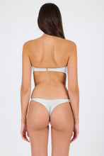 Load image into Gallery viewer, Bottom Shimmer-White 尼斯-Fio
