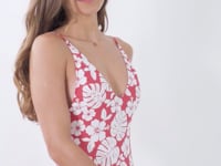 Load and play video in Gallery viewer, Video: Wednesday In Hawaii By Rio De Sol One-Piece Pua-Hibiscus Kona
