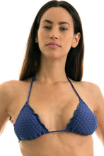 Load image into Gallery viewer, Gallery: Rio De Sol Top Top Kiwanda Denim Frufru
