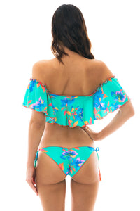 顶级 Acqua Flora Babado